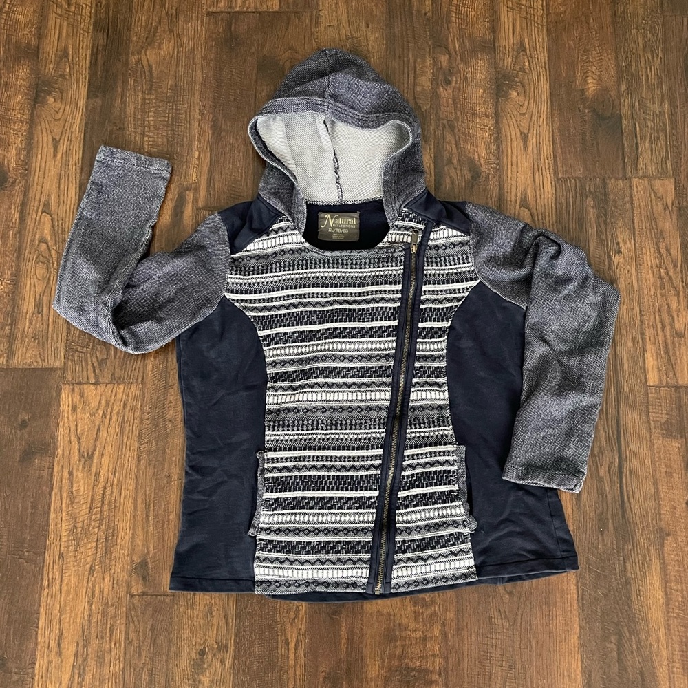 Natural Reflections hooded shirt
